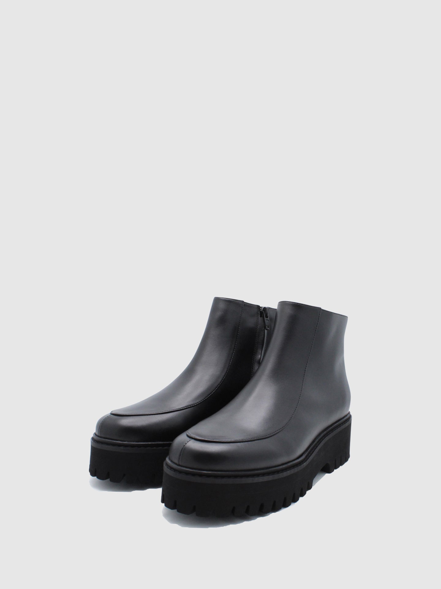 JJ Heitor Black Chelsea Ankle Boots