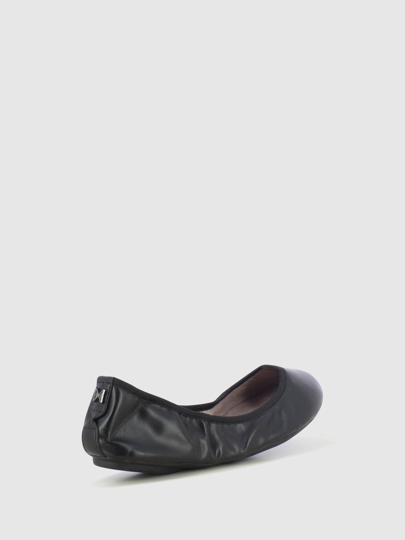 Butterfly Twists Black Classic Ballerinas