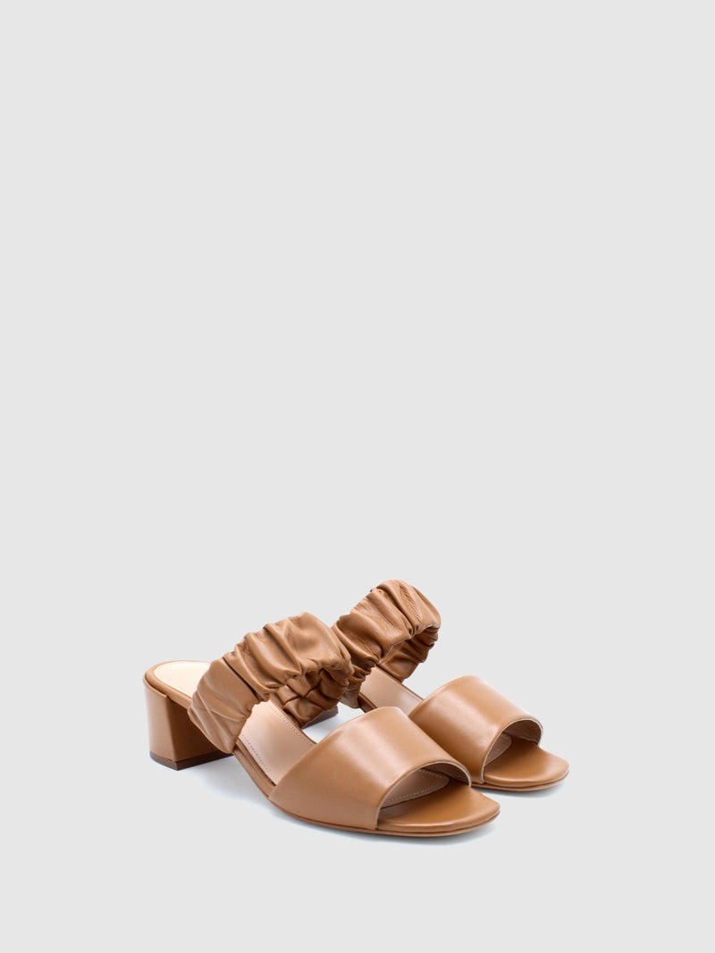 JJ Heitor Heel Sandals E01L2 Camel